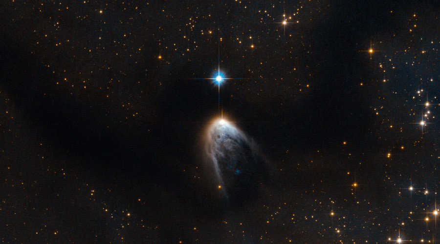 Hubble telescope snaps emergence of new, supersonic gas belching star (PHOTO)
