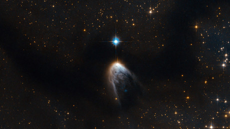This young star is breaking out. Like a hatchling pecking through its shell, this particular stellar newborn is forcing its way out into the surrounding Universe. © ESA/Hubble & NASA Acknowledgements: R. Sahai (Jet Propulsion Laboratory), S. Meunier