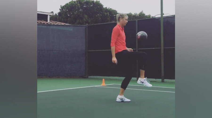 Sharapova shows off her football skills (VIDEO)