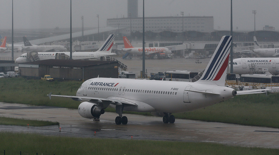 Air France unions plan to strike amid Euro 2016 tournament