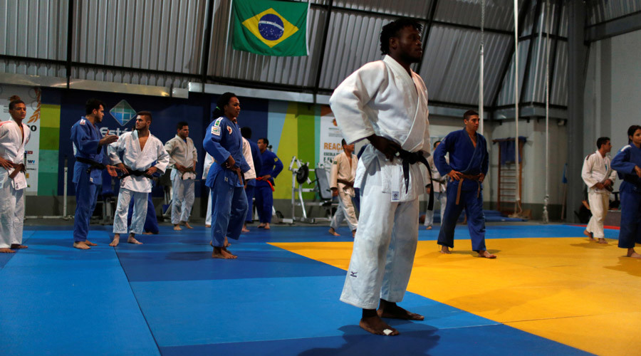 Refugee team to compete in Rio Olympics