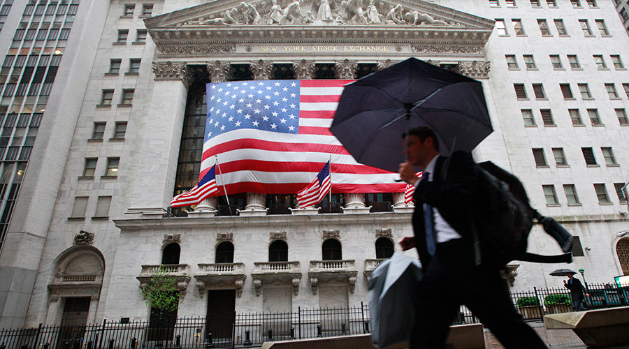 Many may hate Wall Street, but would still love to work there