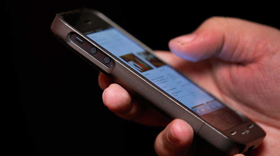 ‘Blue magic’: Algeria opens ‘Facebook addiction’ clinic