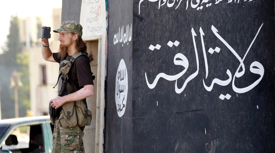 Fallujah refugees say forced to join ISIS in exchange for food