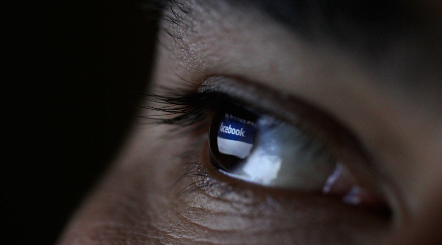 14yo German student gets 20hrs community service for calling teacher ‘retarded’ online