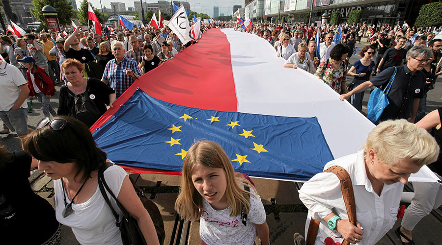 In Poland, hammer & sickle being replaced by hammer & cross