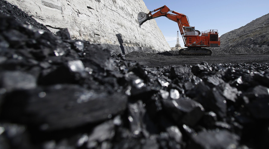 Severely mild winter triggers US coal production drop to lowest in decades