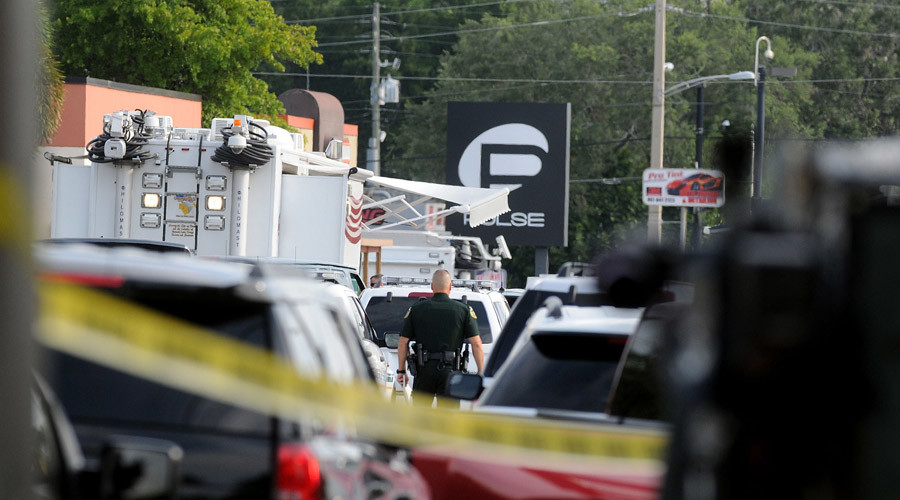 #GaysBreakTheInternet love bombs homophobic reaction to #Pulse massacre in Orlando
