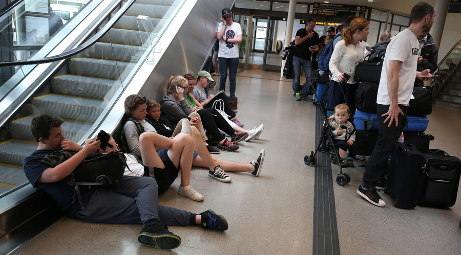 77,000 passengers affected, SAS cancels hundreds of flights over pilot strike