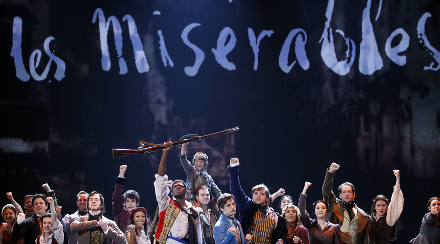 Gay kiss censored from ‘Les Miserables’ production in Singapore