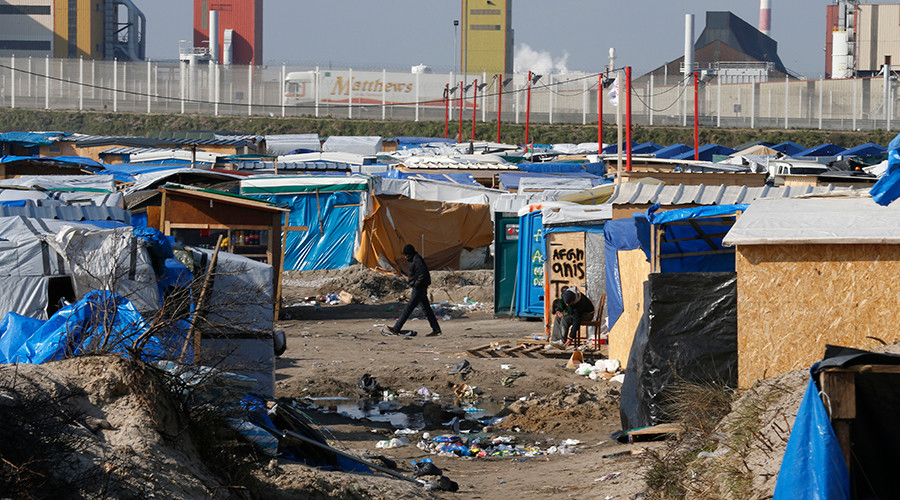 Calais migrants camp alive despite clampdown, asylum seekers flood