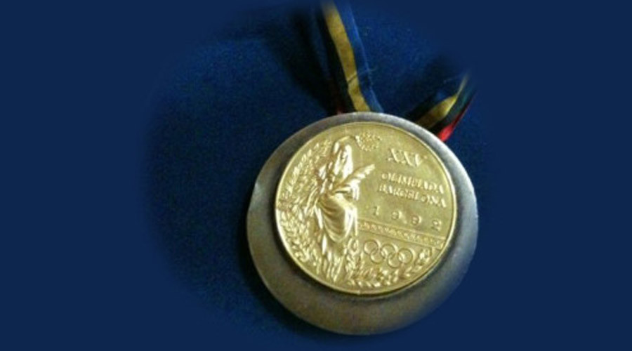 Stolen Olympic gold medal returned after being found by 6yo girl