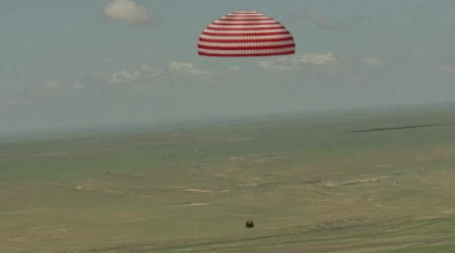 Re-entry capsule for China’s next-gen space carrier lands in Inner Mongolia