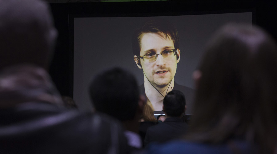 Edward Snowden’s legal team to seek presidential pardon from Obama