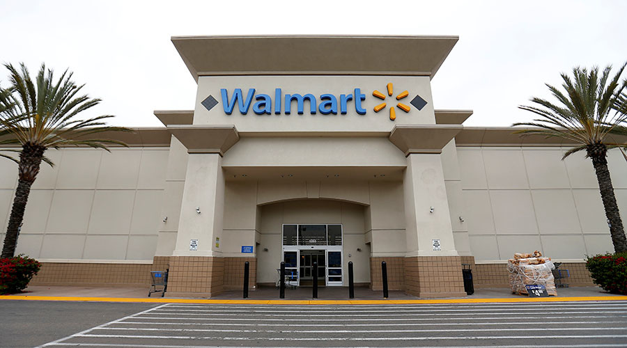 Armed bystanders pull guns to stop 'Western shootout' in Walmart parking lot