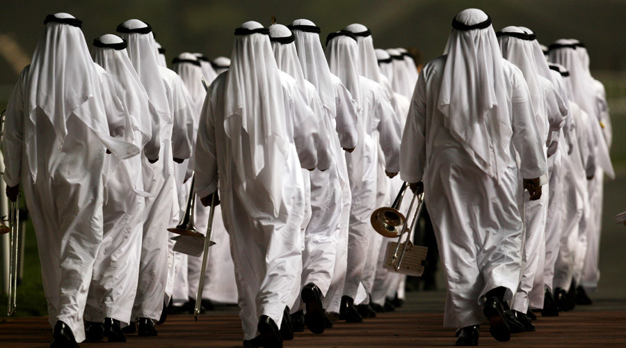 UAE tells citizens to avoid national dress while abroad after man taken for ISIS member in US