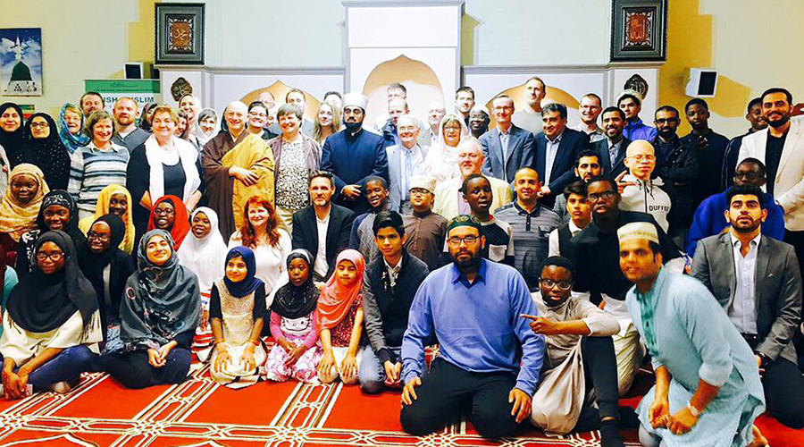 ‘True Islamic ideals’: Muslim group break Ramadan fast with Irish LGBT community