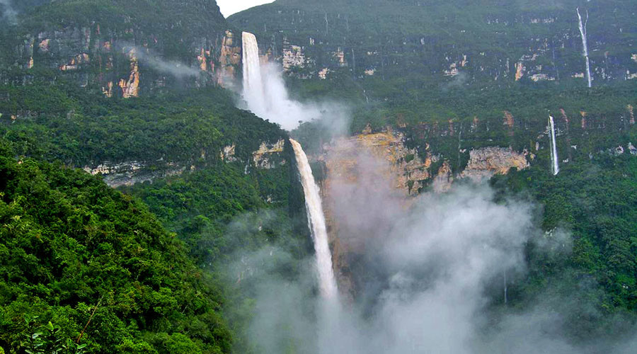Tourists plunge to their deaths in Peru in separate 'selfie' fatalities