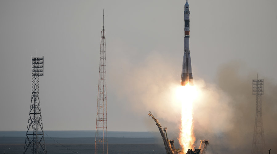 Russia's brand new Soyuz rocket lifts off from Baikonur, taking 3-man crew to ISS (VIDEO)