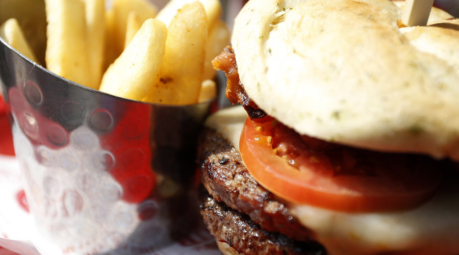 Indian state imposes ‘fat tax’ on burgers, pizza, other fast food