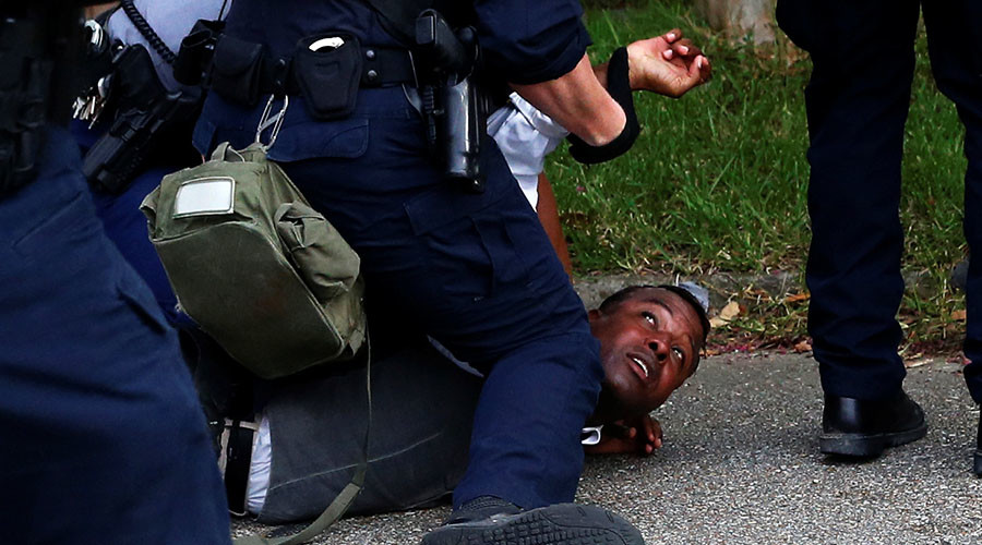‘Barack Obama sitting on the fence between racists and victims of police abuse’