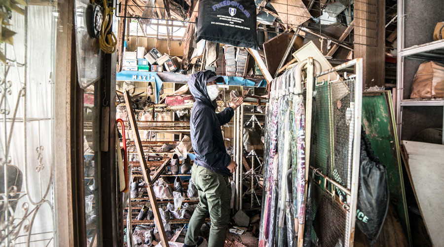 Photographer infiltrates eerie Fukushima exclusion zone, takes haunting pics