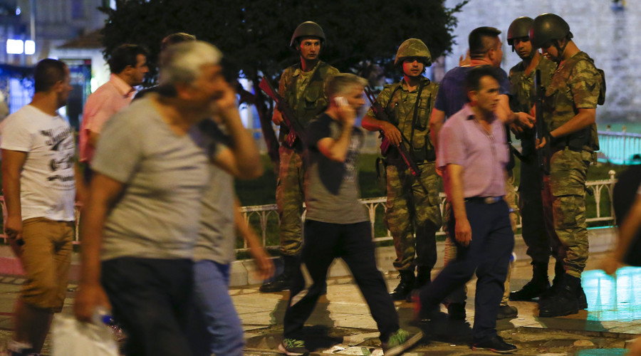 First images of Turkey’s military coup: Tanks on streets, military jets in skies (VIDEOS, PHOTOS)