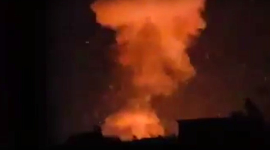 Huge blast rocks arms factory near Aleppo as ISIS, Al-Nusra shell city & attack Syria troops (VIDEO)