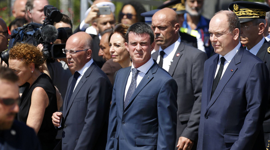 French PM Manuel Valls booed before & after minute of silence in Nice (VIDEO)