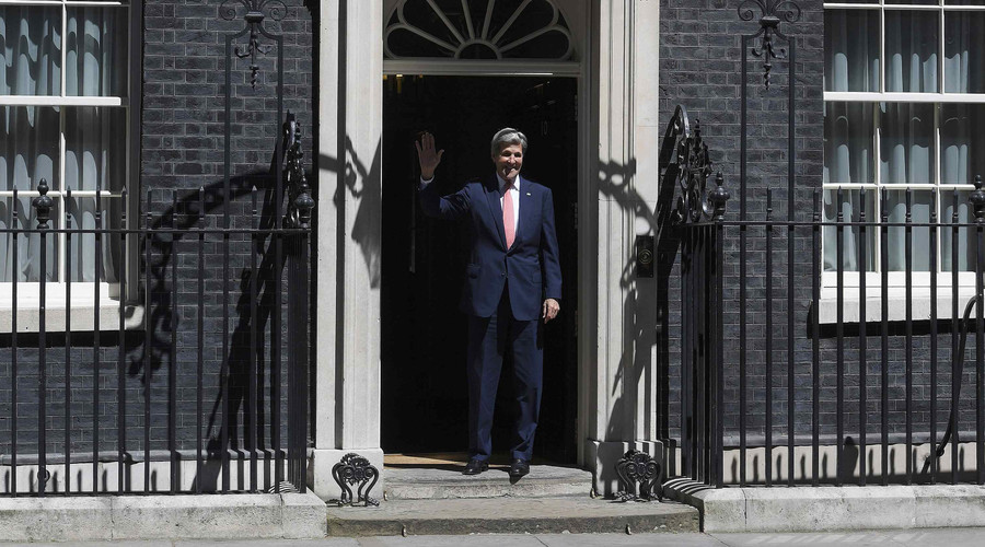 Downing Street curse: John Kerry the latest to be doorstepped by No.10 (VIDEO)