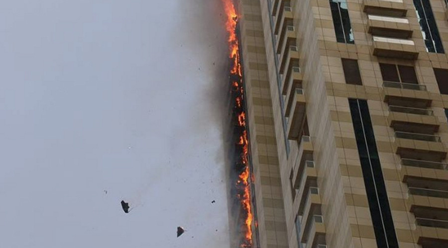 Skyscraper on fire in Dubai (VIDEOS, PHOTOS)