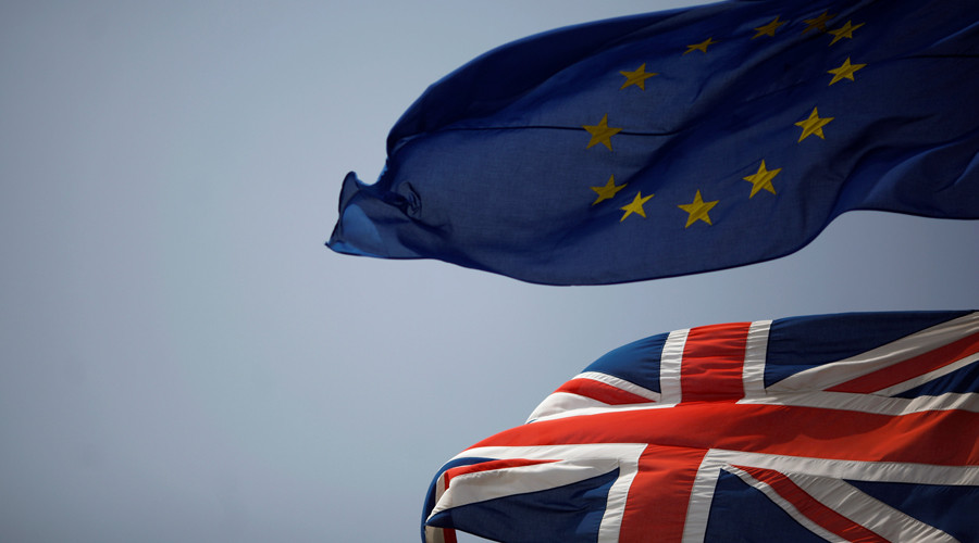 Theresa May’s Brexit tour: Merkel receptive to Article 50 delay, but Hollande is impatient