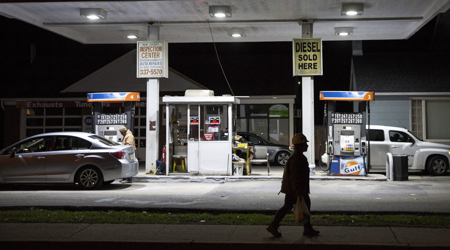Oil price recovery stalls as US inventories hit all-time high