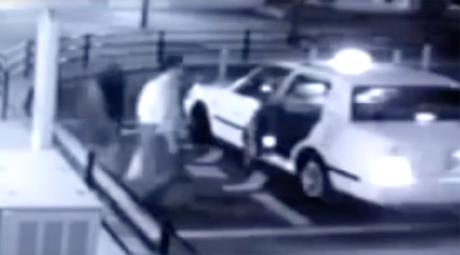 Internet freaked over CCTV showing ‘ghost’ getting into taxi (VIDEO, POLL)