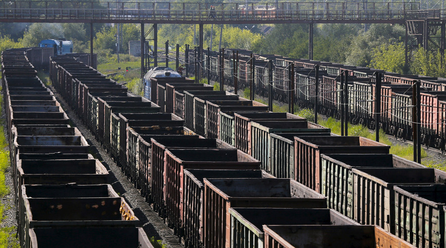 Kiev demands Moscow drop transit restrictions