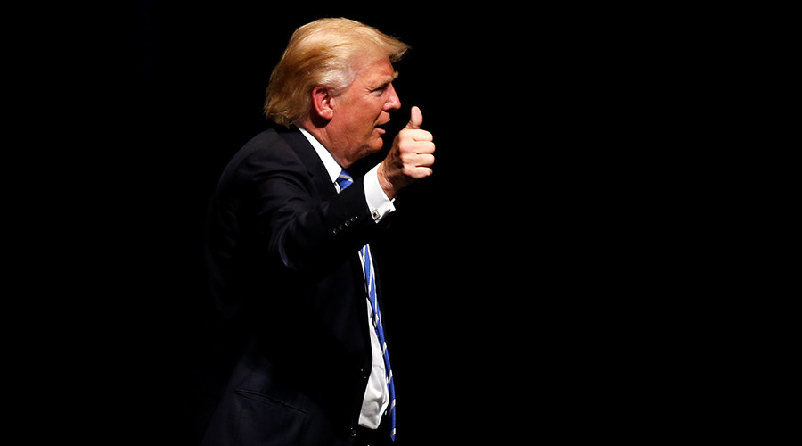 Activists sign online petition to ban Trump from security briefing