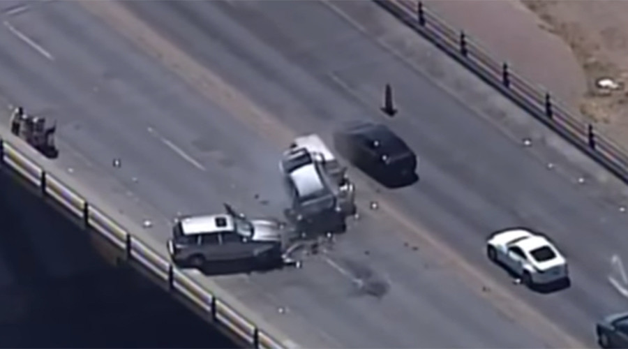 New Mexico police chase ends with serious 3-car crash (VIDEO)