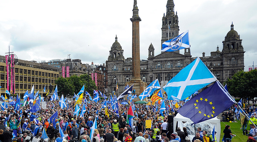 Scots rally for independence in Glasgow after Brexit vote