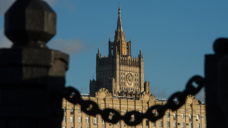 A view of the Russian Ministry of Foreign Affairs on Moscow's Smolenskaya-Sennaya Square from Novoarbatsky Bridge. © Maksim Blinov