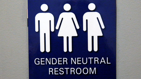 © Shannon Stapleton