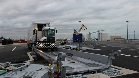 © viia.com
