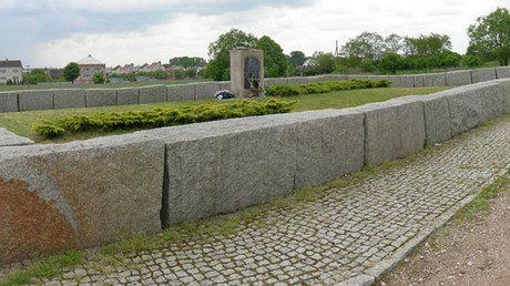 Pogrom memorial in Jedwabne © wikipedia.org