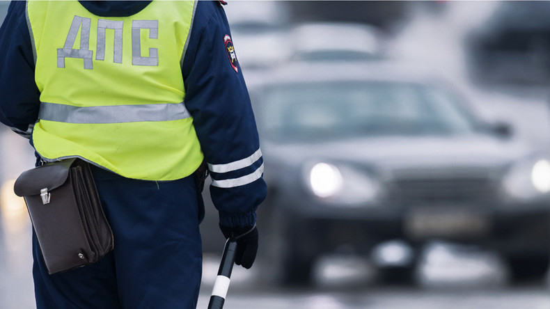 Men armed with axes, guns attack police station near Moscow, 2 officers injured - officials - RT