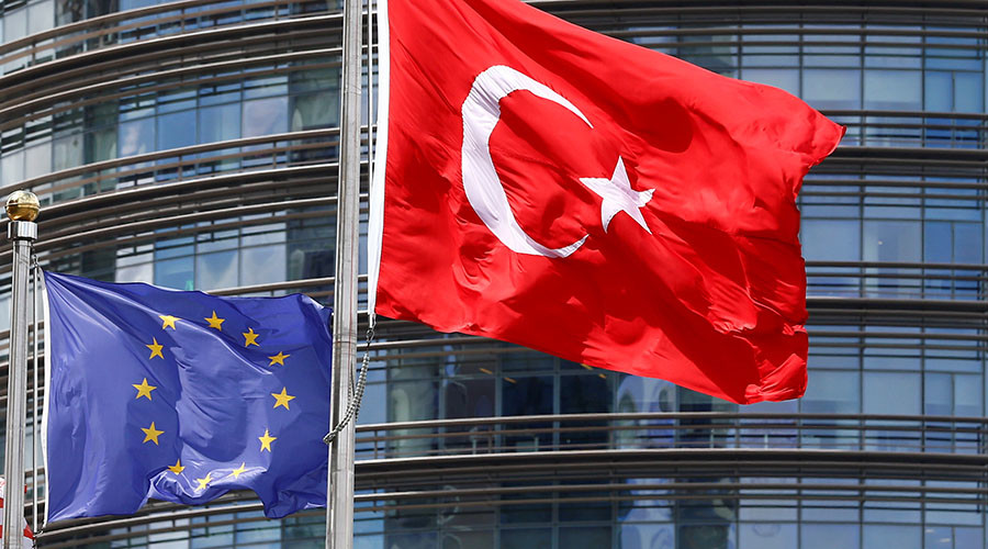 Europe should ignore Turkey’s ‘visa blackmail’ over refugee deal – German vice chancellor