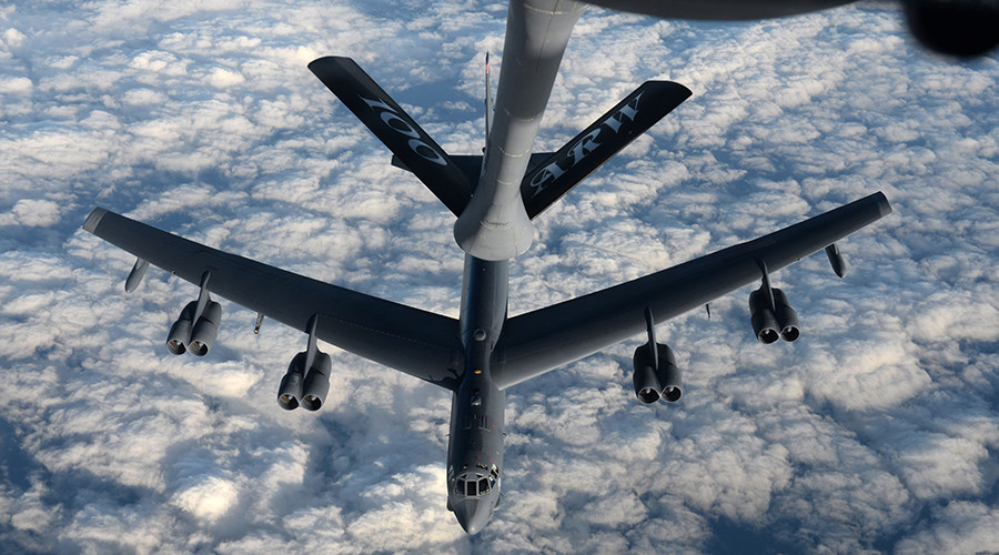 A KC-135 Stratotanker from RAF Mildenhall, England, refuels a B-52 Stratofortress from Minot Air Force Base, North Dakota, in support of Operation Polar Roar over Scotland, Aug. 1, 2016 © © U.S. Air Force photo by Staff Sgt. Kate Thornton