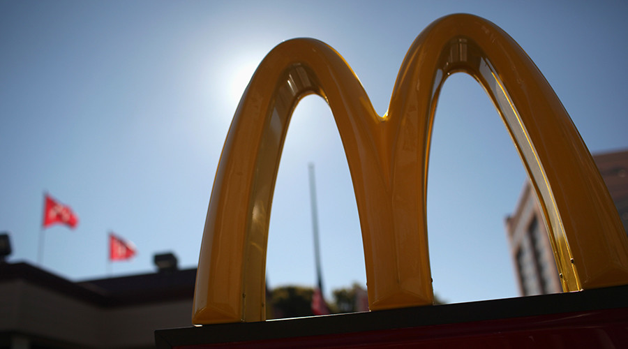 McDonald’s to serve antibiotic-free chicken, sort of