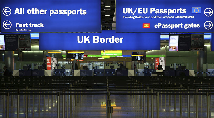Registering over 3mn EU nationals already living in UK would take 140yrs – study