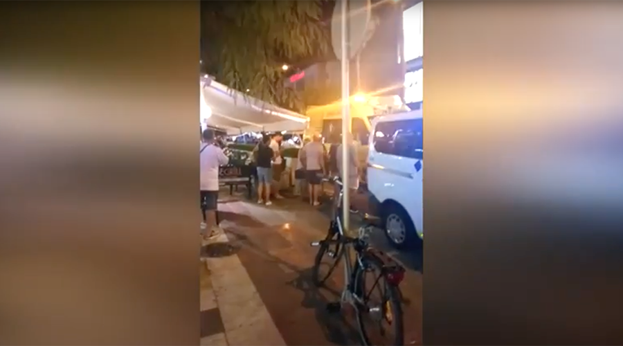 11 injured as tourists mistake flash mob for terrorist attack in Spain (VIDEO)