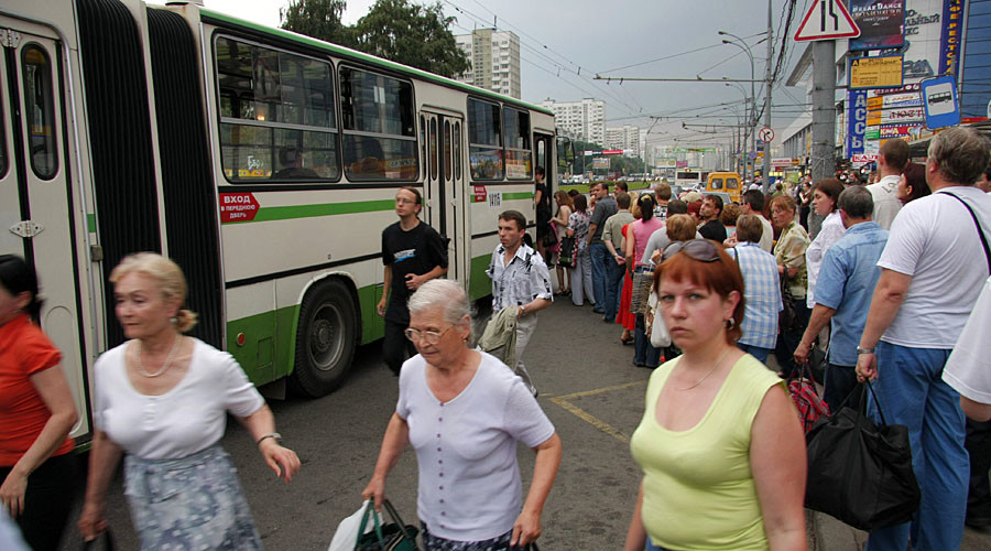 Schoolgirl with heart monitor mistaken for terrorist, asked off bus in Russia
