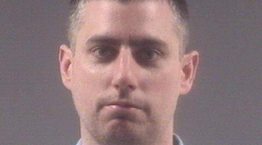 Jury convicts Virginia police officer in fatal shooting of black teen